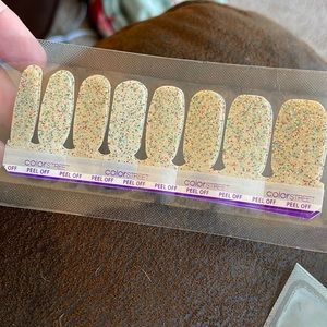 All The Jingle Ladies Color Street Retired